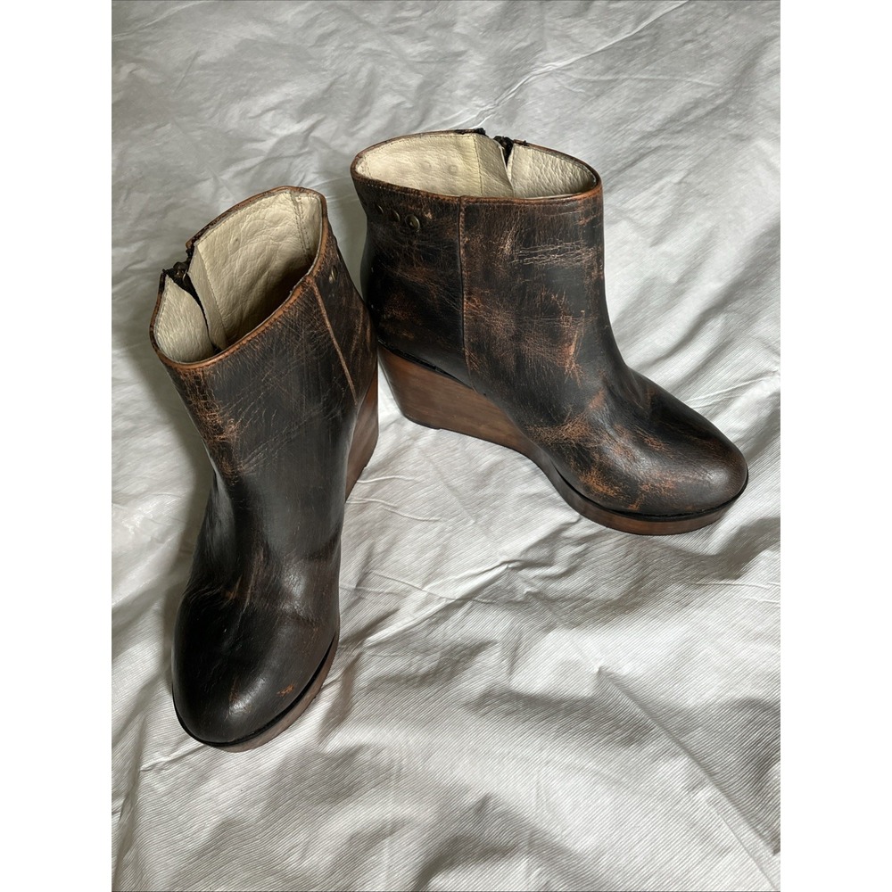 BED STU Cobbler Series Distressed Studded Ankle Boots Size 7.5 Fast Shipping